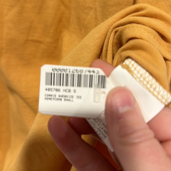 NWT- Preloved, Connie Oversized, Tee - Picture 7 of 9